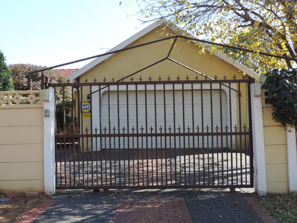 Property For Sale in Birch Acres, Kempton Park
