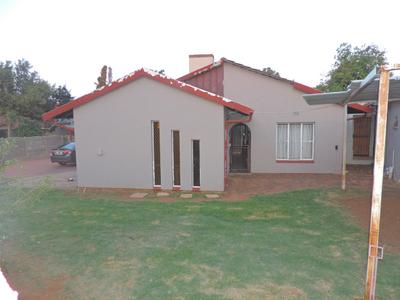 House For Sale in Birch Acres, Kempton Park