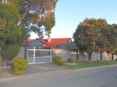 House For Sale in Birch Acres, Kempton Park