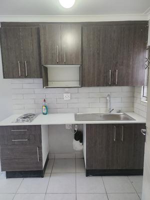 Apartment / Flat For Rent in Birch Acres, Kempton Park